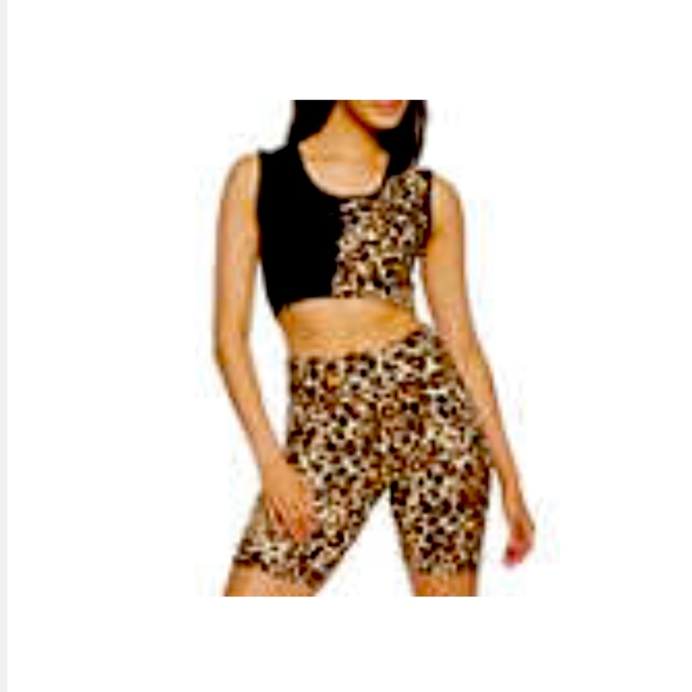 Leopard Print Crop Top